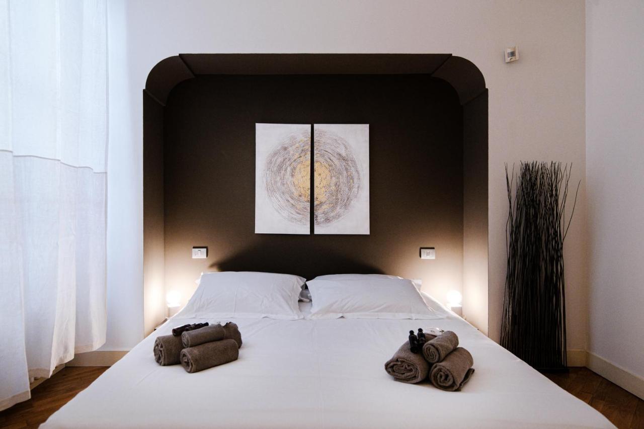 La Finestra Sul Duomo - The House Of Travelers Apartment Como Luaran gambar