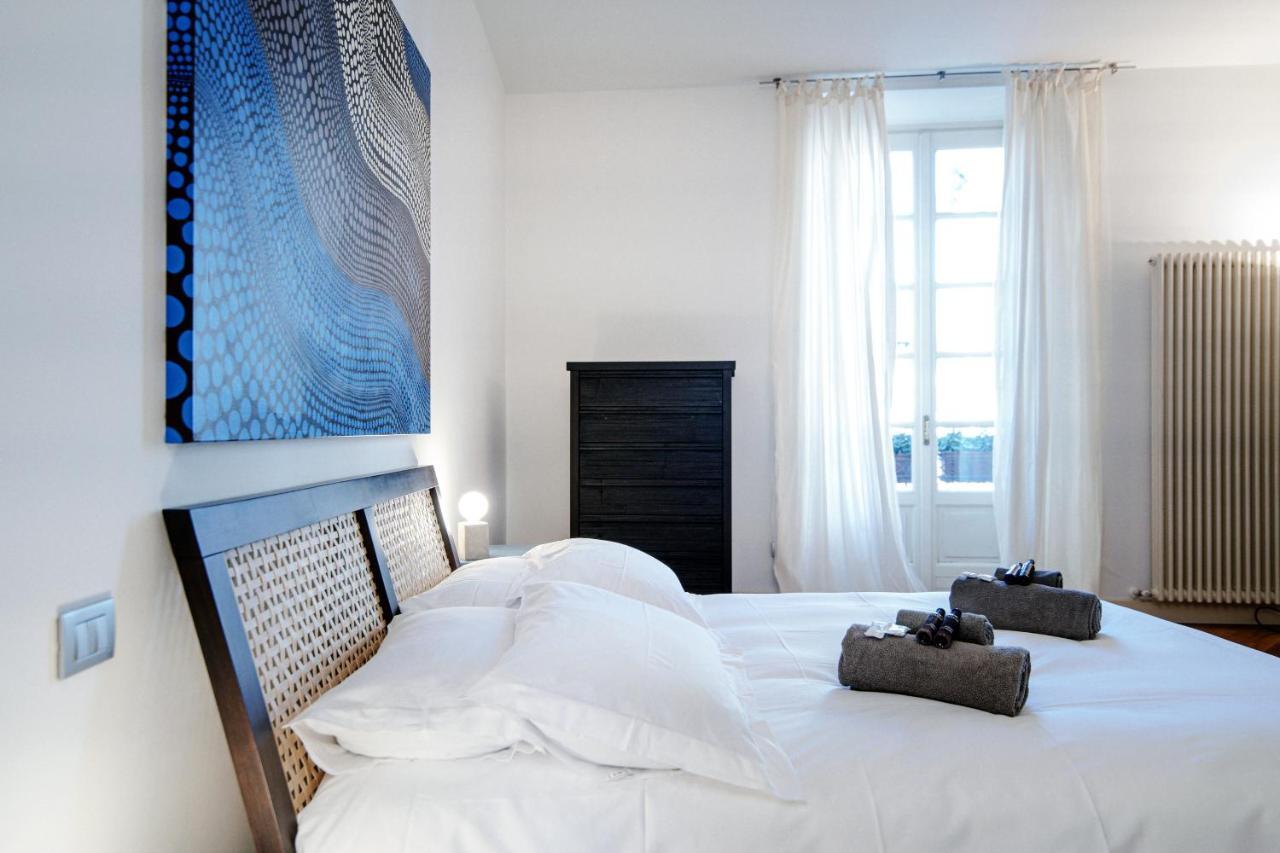 La Finestra Sul Duomo - The House Of Travelers Apartment Como Luaran gambar